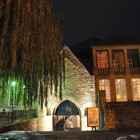 Cafe Hotel Du Theatre Dinan Eksteriør billede