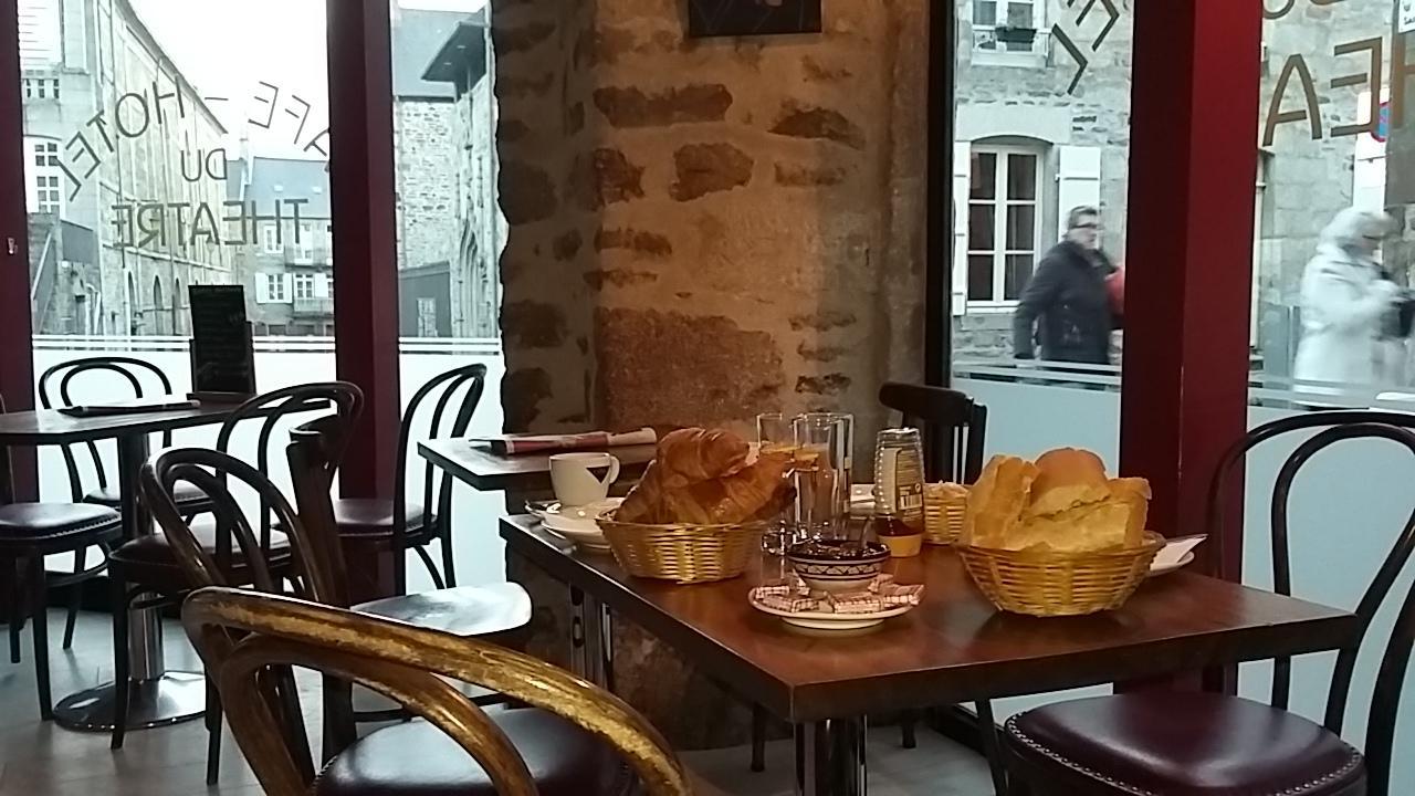 Cafe Hotel Du Theatre Dinan Eksteriør billede